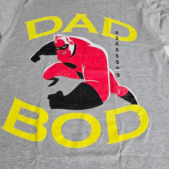 New Disney Pixar Incredibles 2 DAD BOD Mr Incredible T-Shirt Mens Small Gray Tee - Picture 2 of 8